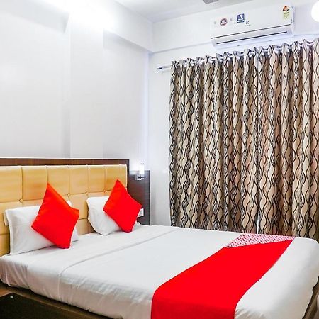 Oyo 15541 Pearl Inn Pune Exterior photo